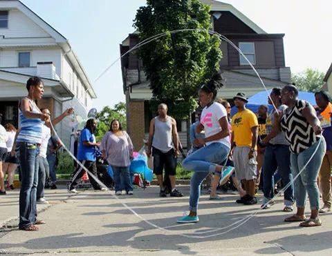 Ebony Haynes, founder and CEO of Double Dutch to Dreams, jumps rope with community members. (Photo courtesy of Ebony Haynes)