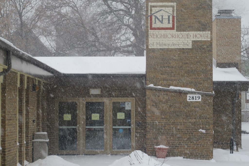 Neighborhood House of Milwaukee, 2819 W. Richardson Place, extended its hours because of weather-related school closings. (Photo by Edgar Mendez)
