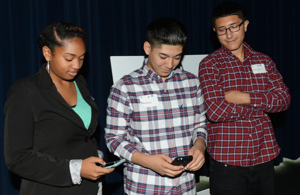 (From left) Imani Ray, Abraham Castillo and Everardo Martinez-Saavedra introduce the new app at Discovery World. (Photo by Sue Vliet)