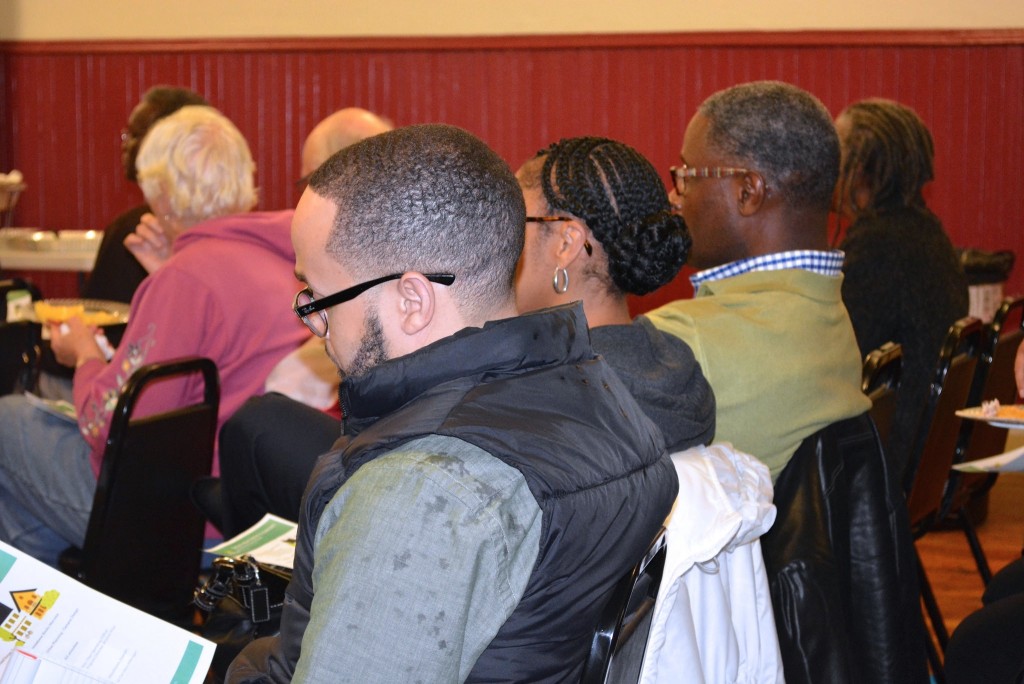 Lindsay Heights residents gather to hear plans for a new commercial redevelopment project coming to the neighborhood. (Photo by Marlita A. Bevenue) 