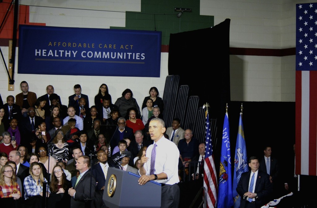 Barack Obama spoke at the United Community Center Thursday. (Photo by Jabril Faraj)