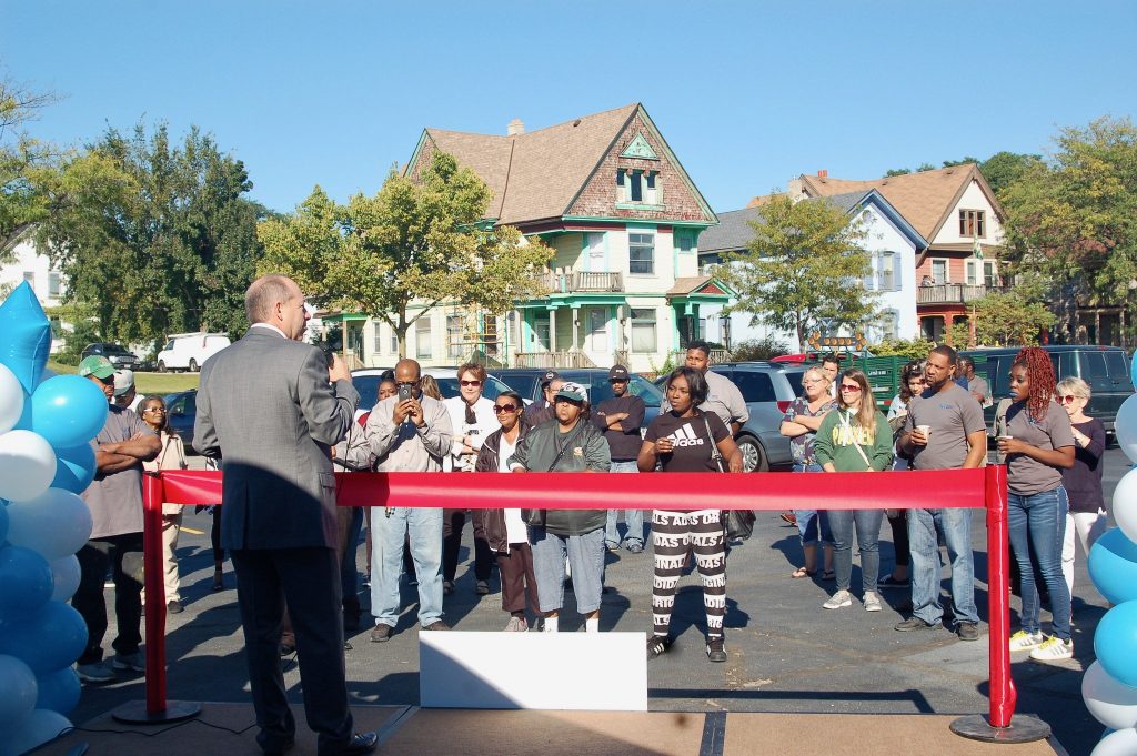 Community Warehouse opens Bronzeville retail space Milwaukee