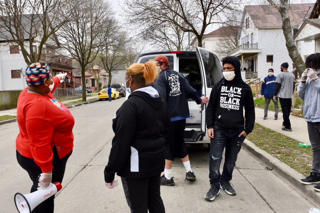 PHOTOS Neighbors helping neighbors Metcalfe Park Community Bridges