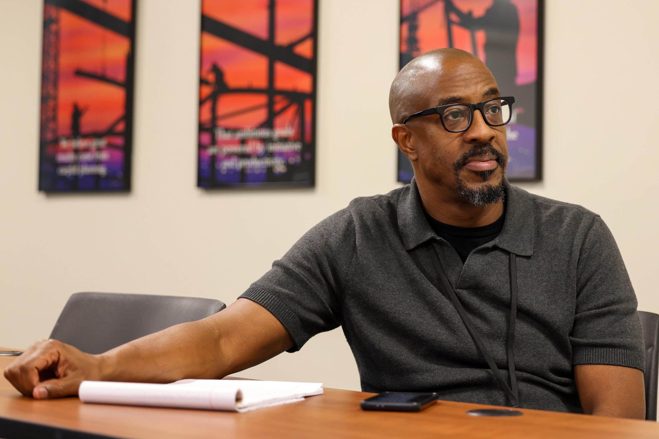 New employment hub on North Side supports people leaving nearby correctional facilities