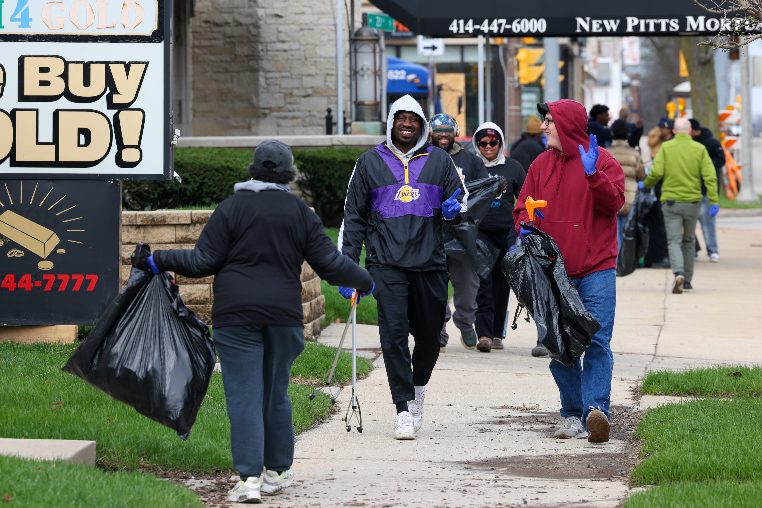 ‘Out here to make the community look better’: Milwaukee residents participate in neighborhood cleanups in preparation for Earth Day